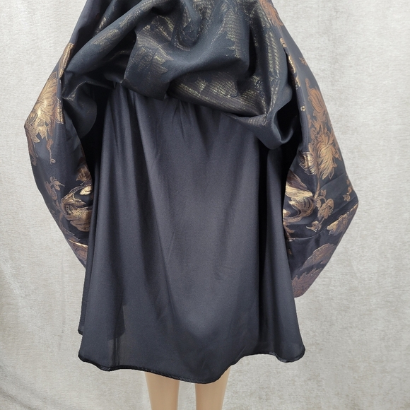 WHBM Black and Gold Floral Jacquard Full Pleated Midi Skirt - Picture 8 of 15